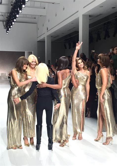 90s Supermodels Reunite at Versace Runway To Honor Gianni 